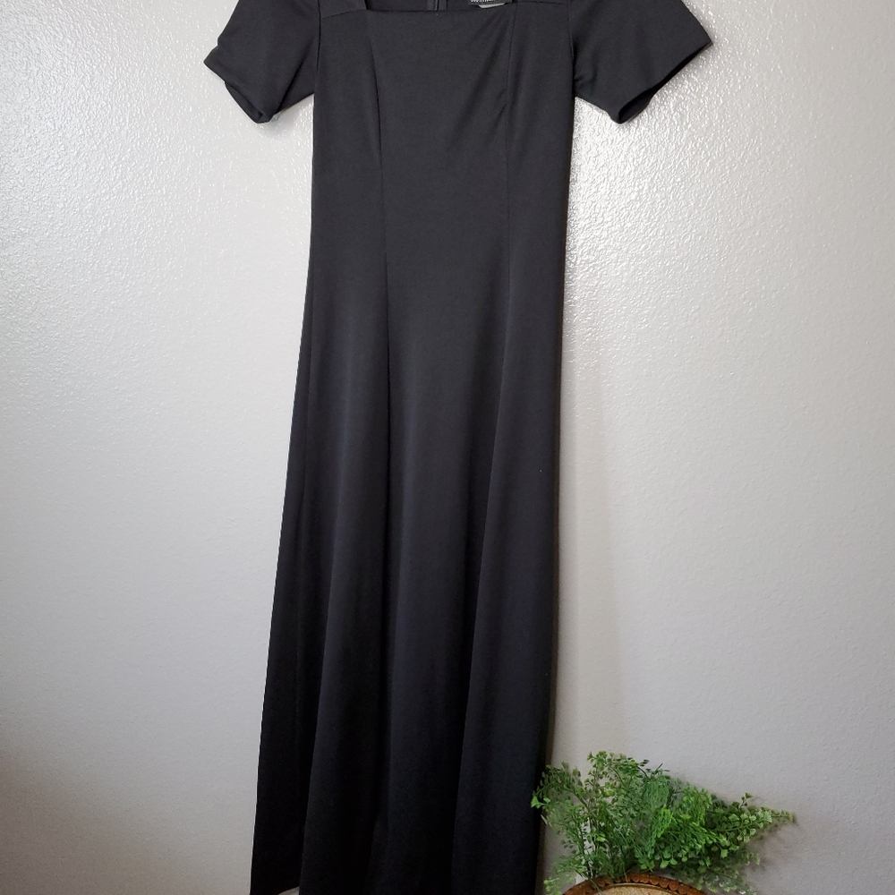 Long black dress